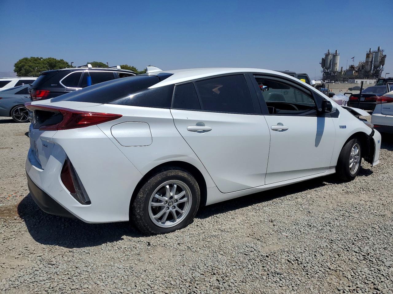 2021 TOYOTA PRIUS PRIME XLE — снимка 3