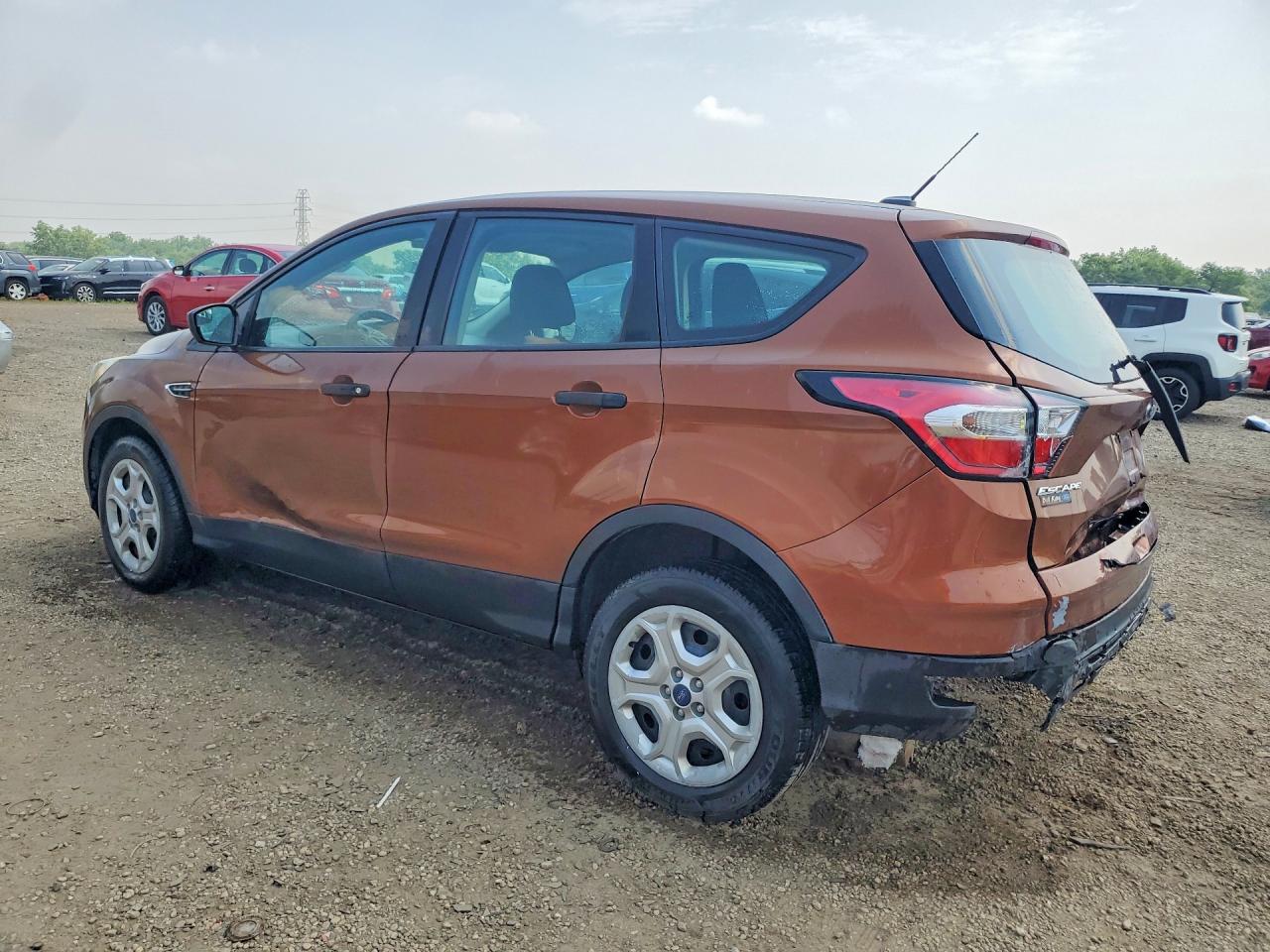 2017 FORD ESCAPE S — снимка 2