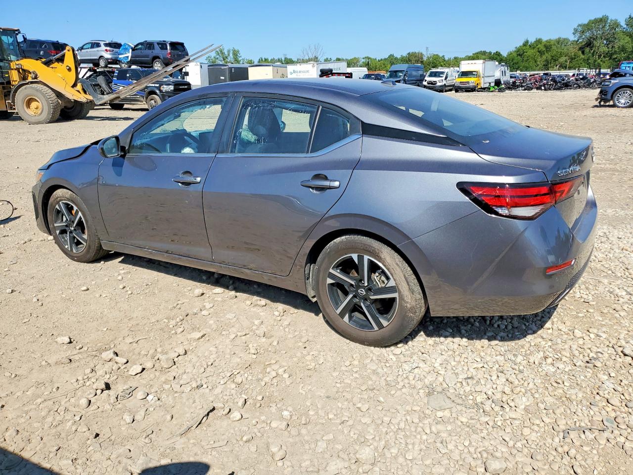2025 NISSAN SENTRA SV — снимка 2