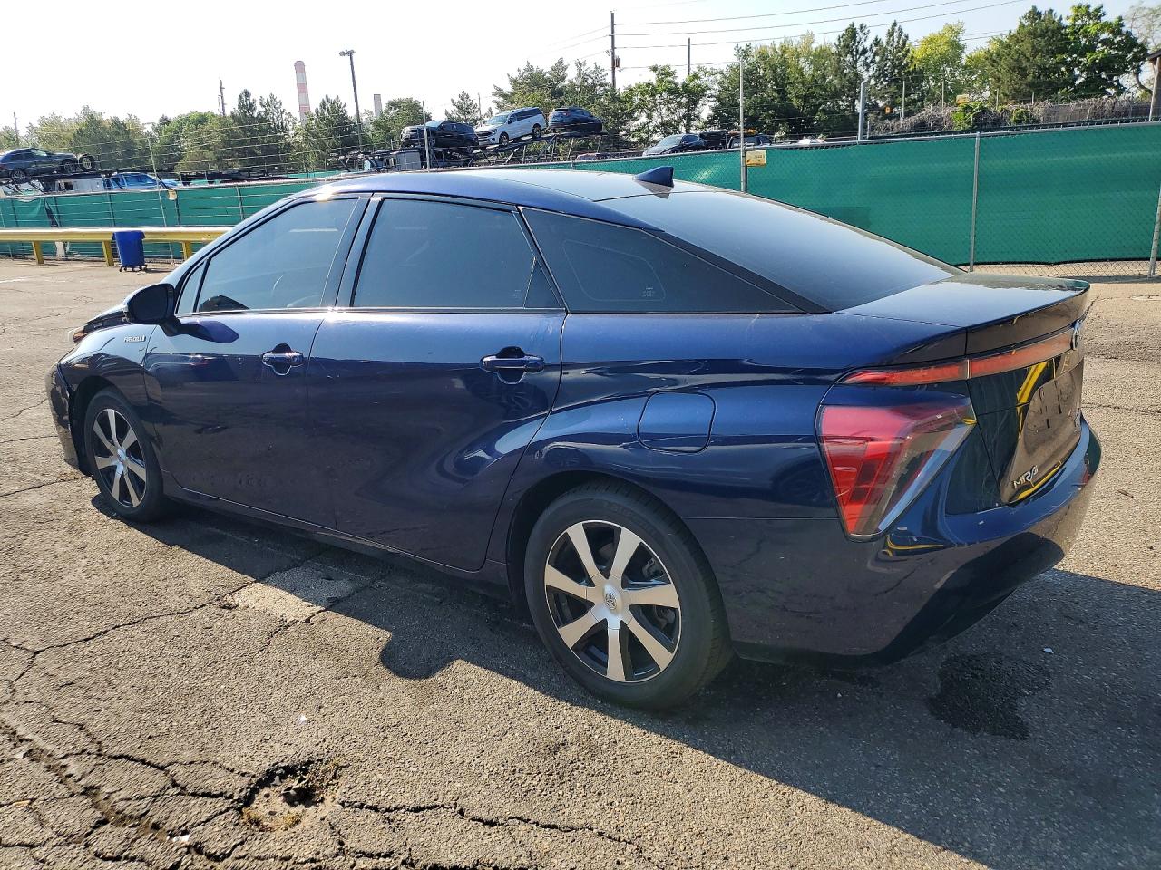 2017 TOYOTA MIRAI BASE — снимка 2