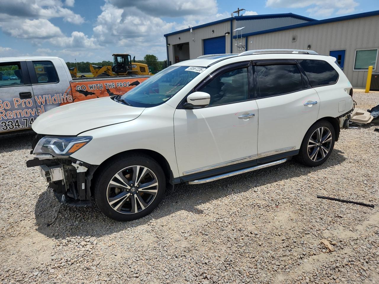 2019 NISSAN PATHFINDER PLATINUM