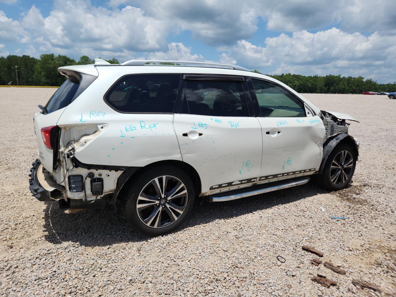 2019 NISSAN PATHFINDER PLATINUM — снимка 3