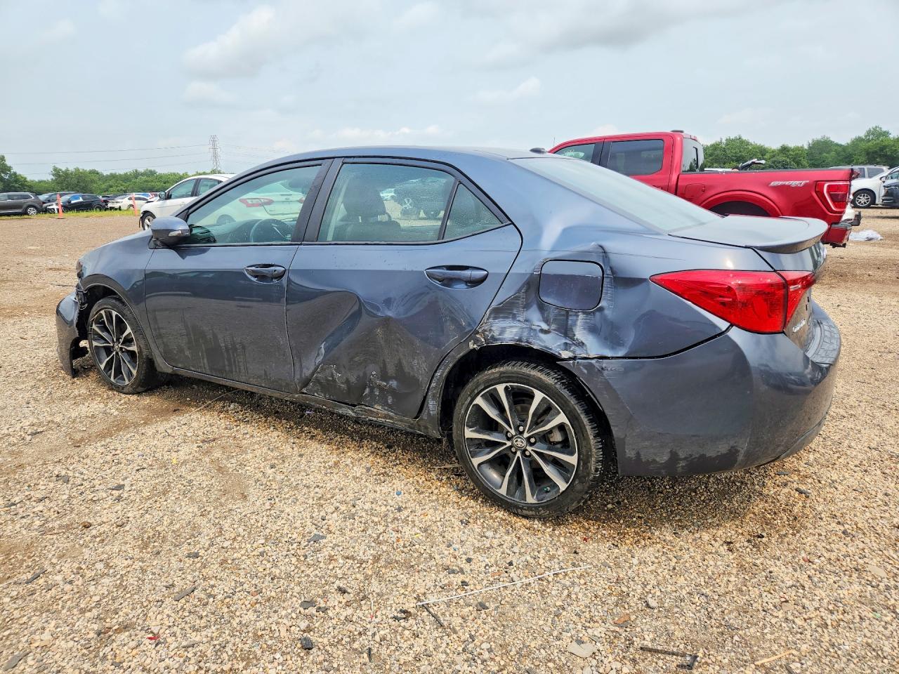 2017 TOYOTA COROLLA SE — снимка 2
