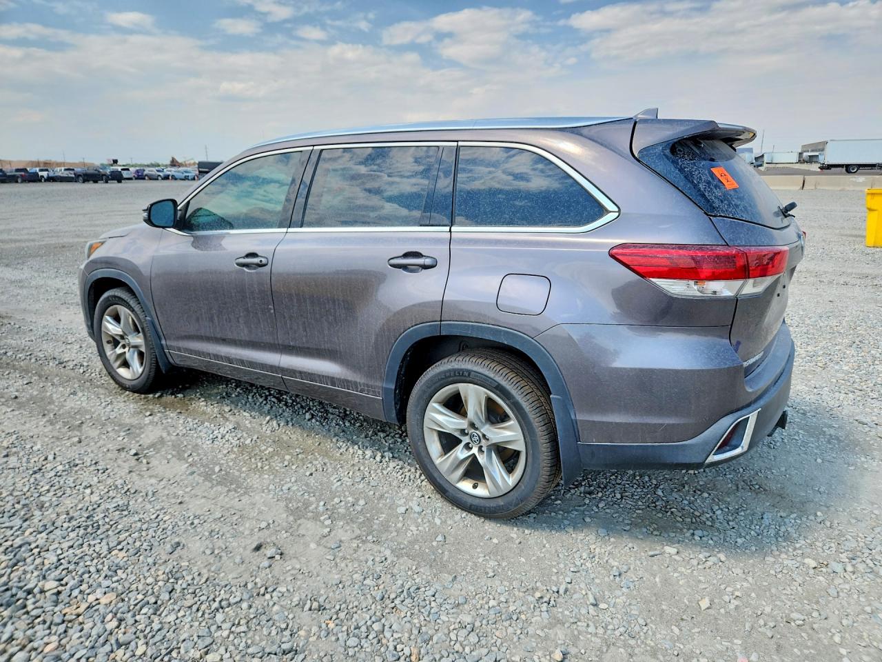 2019 TOYOTA HIGHLANDER LIMITED — снимка 2