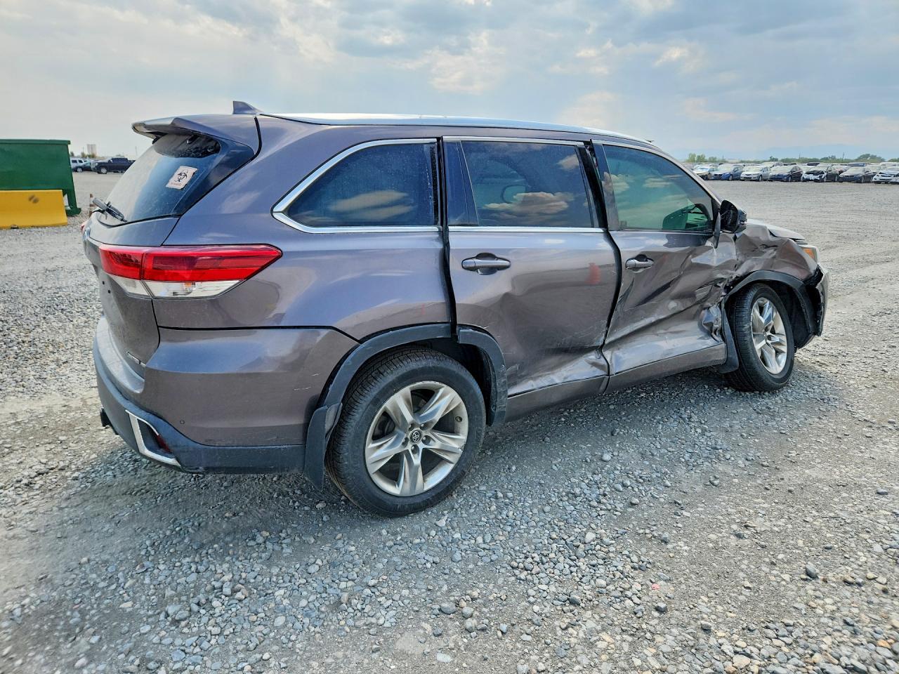 2019 TOYOTA HIGHLANDER LIMITED — снимка 3