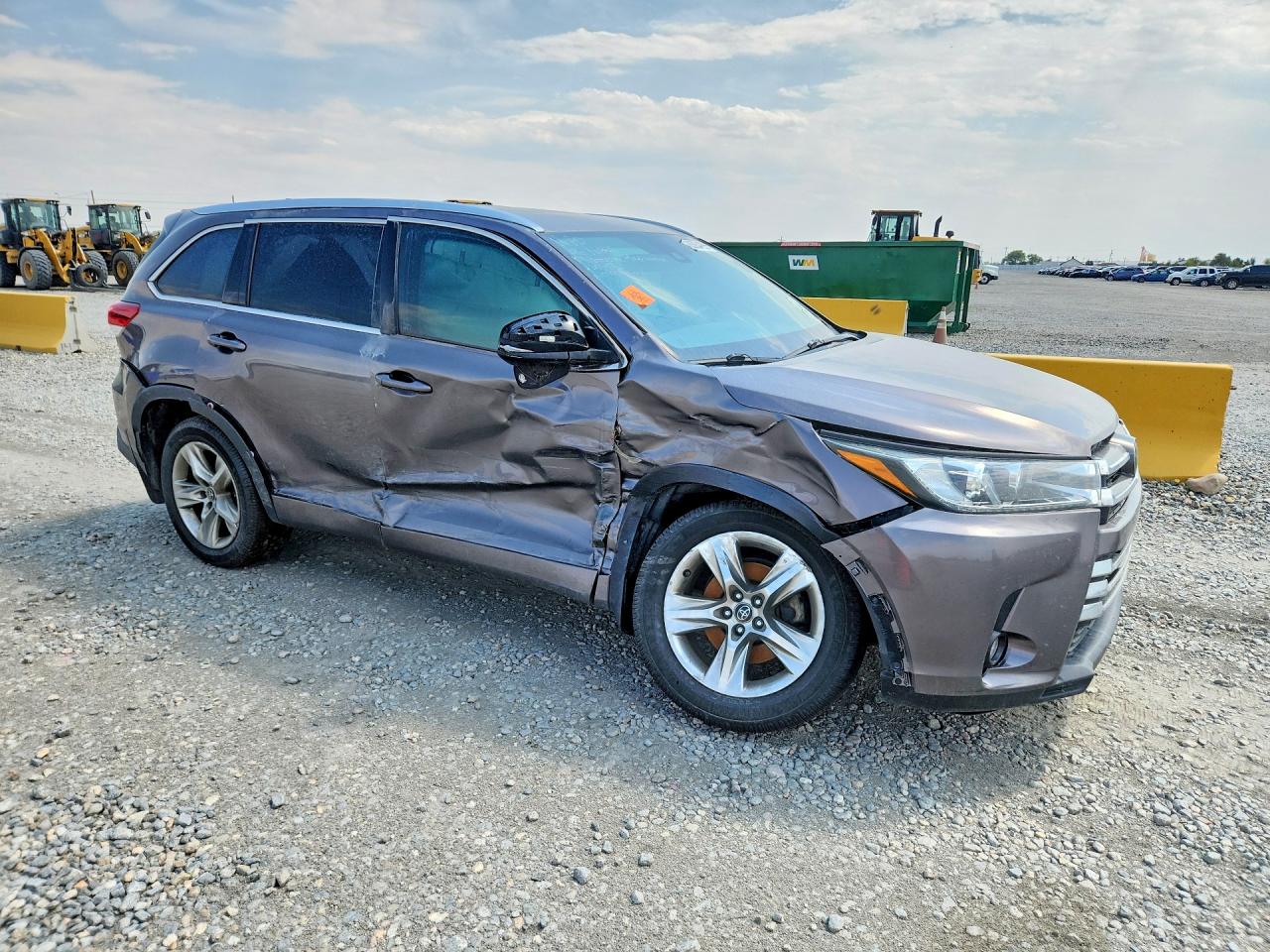 2019 TOYOTA HIGHLANDER LIMITED — снимка 4