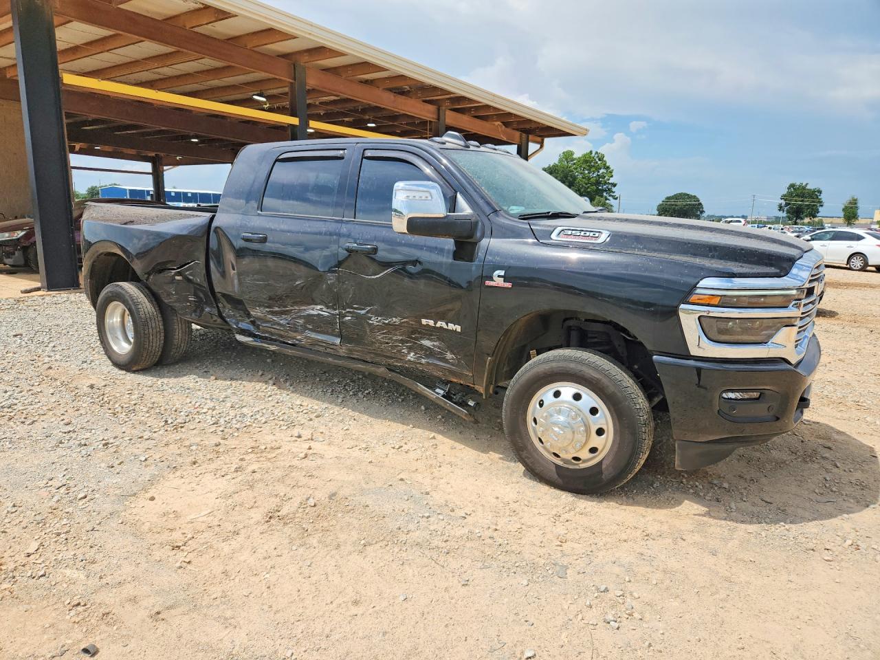 2026 RAM 3500 LARAMIE — снимка 4