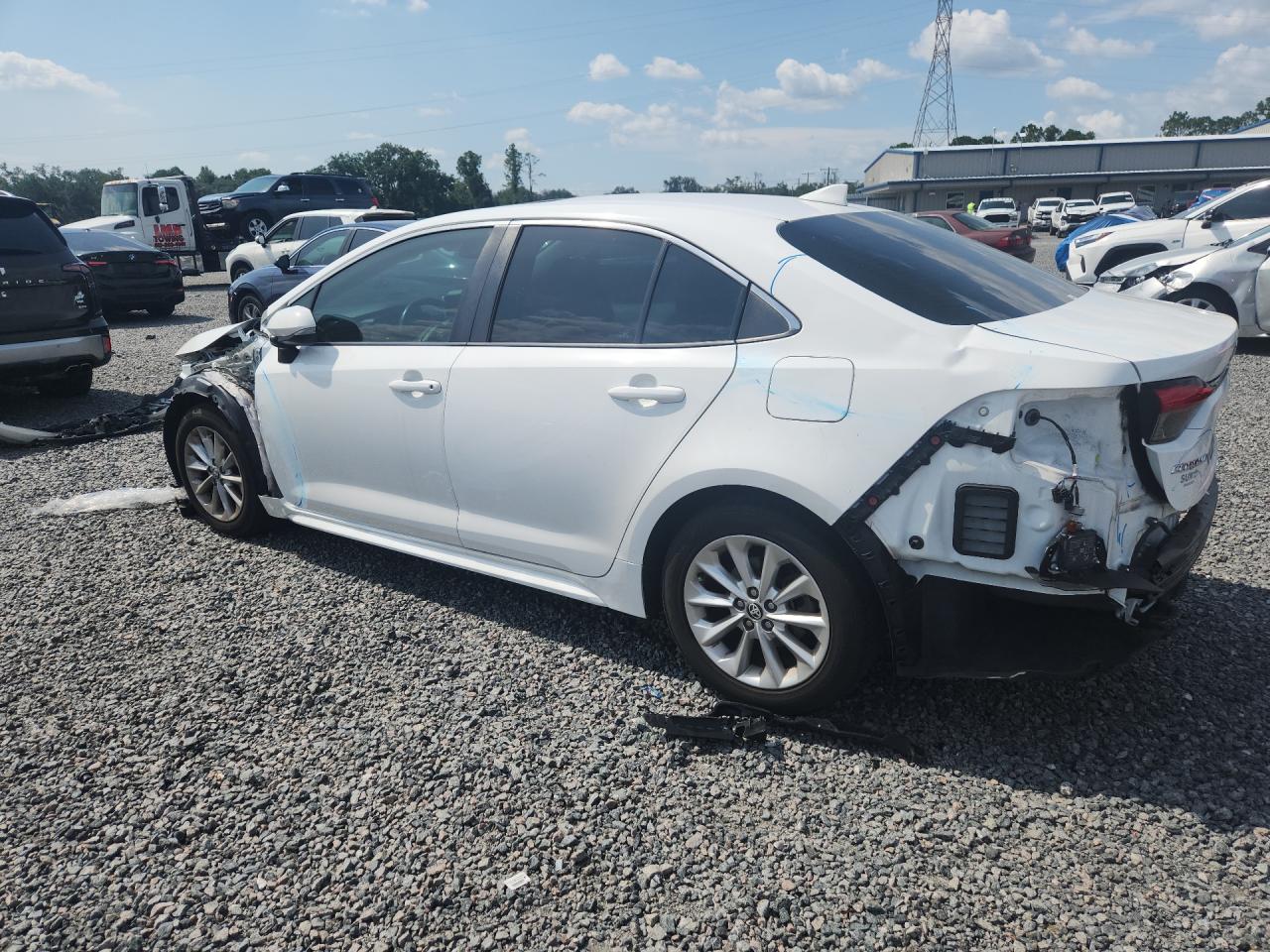 2022 TOYOTA COROLLA XLE — снимка 2
