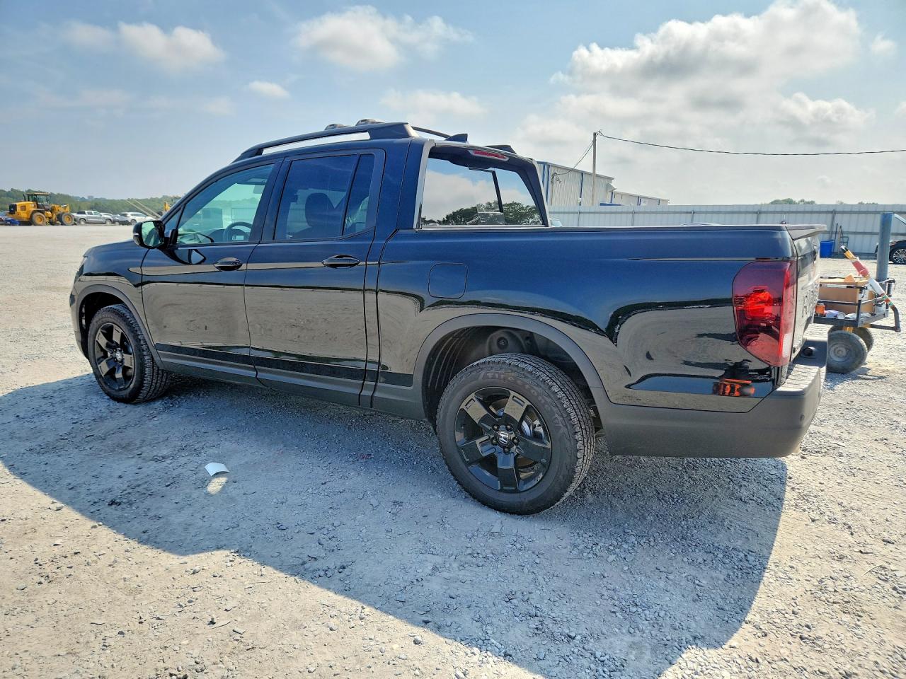 2026 HONDA RIDGELINE BLACK EDITION — photo 2