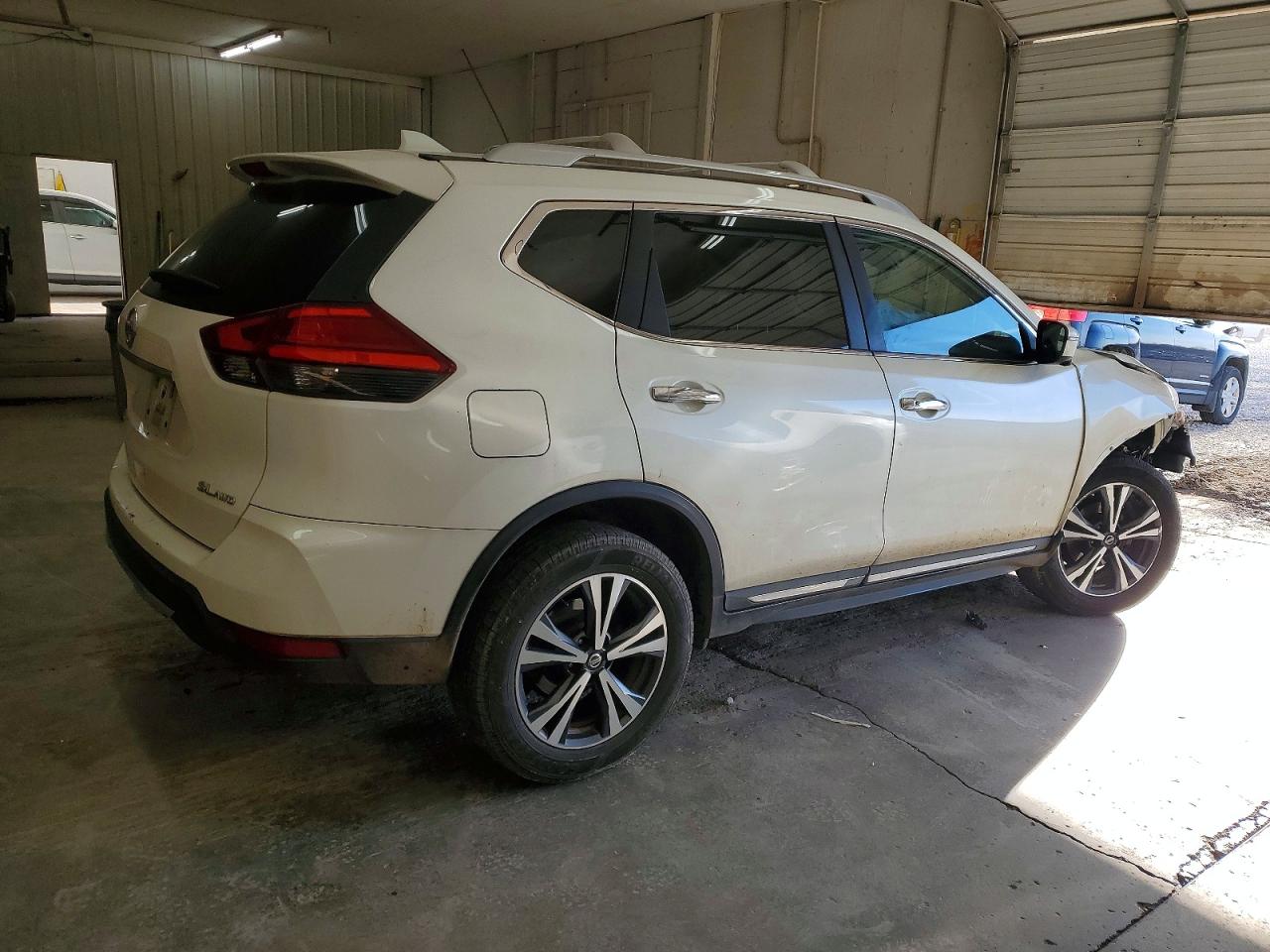 2017 NISSAN ROGUE SL — снимка 3
