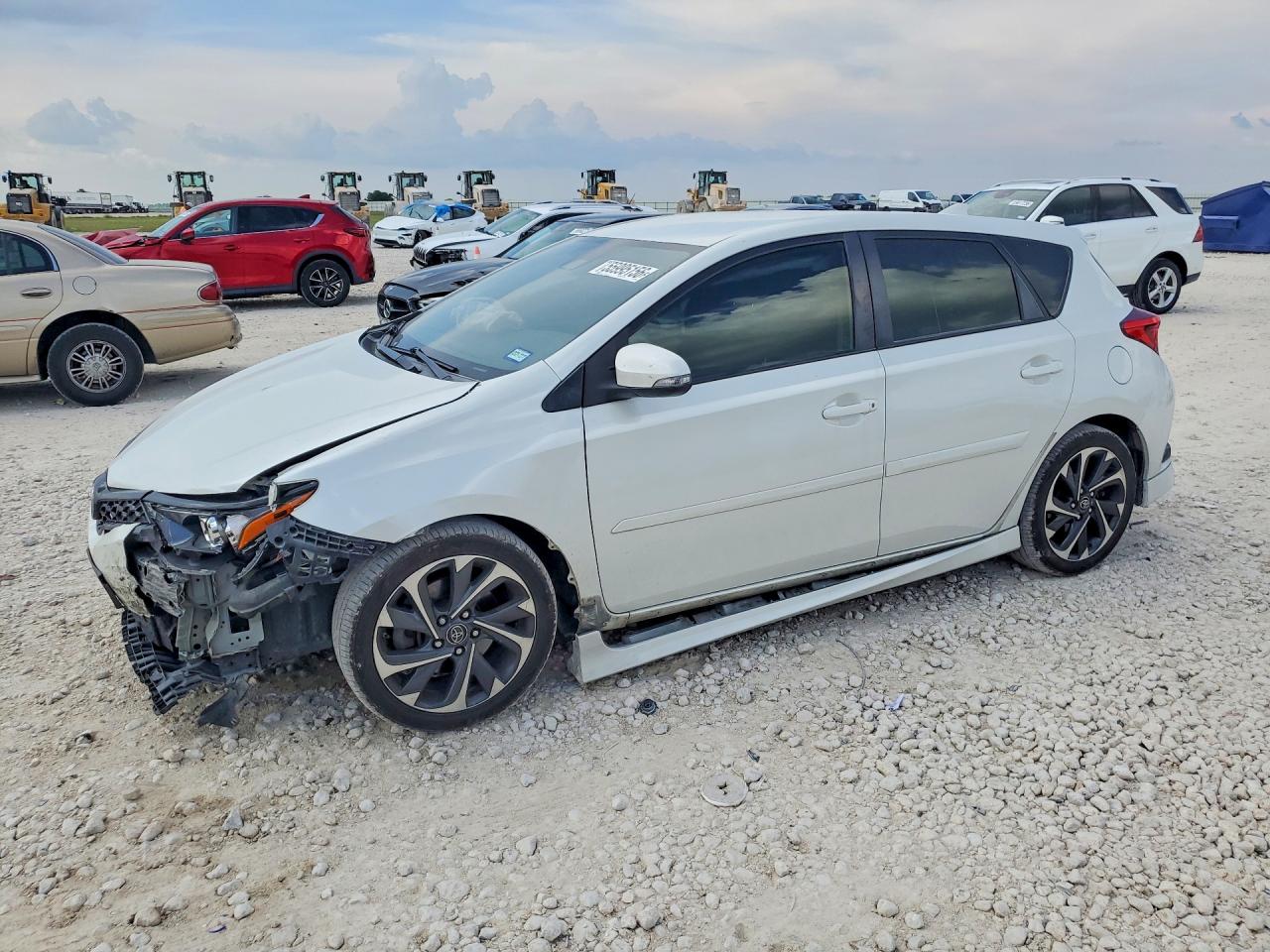 2017 TOYOTA COROLLA IM BASE