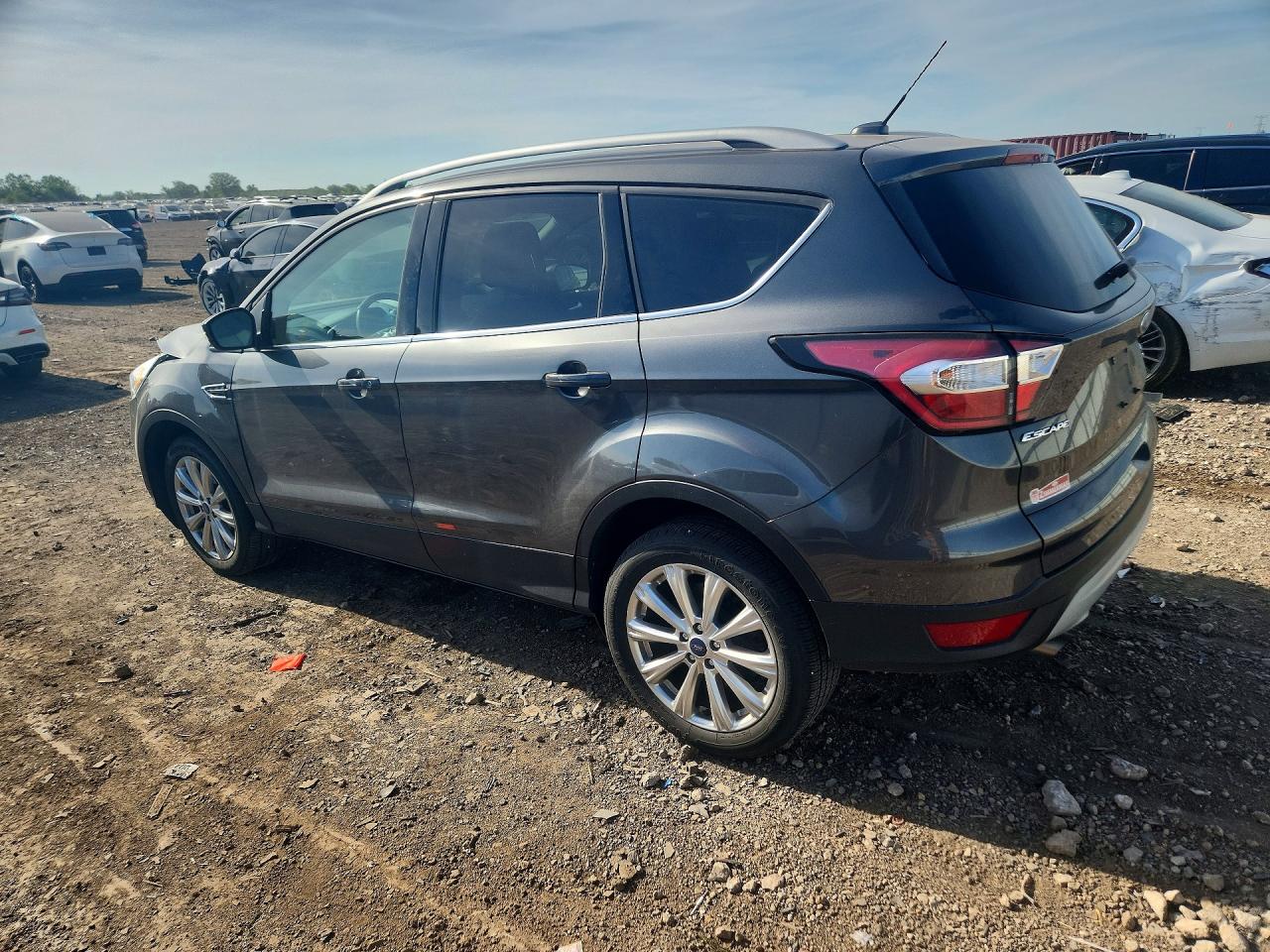 2017 FORD ESCAPE TITANIUM — снимка 2