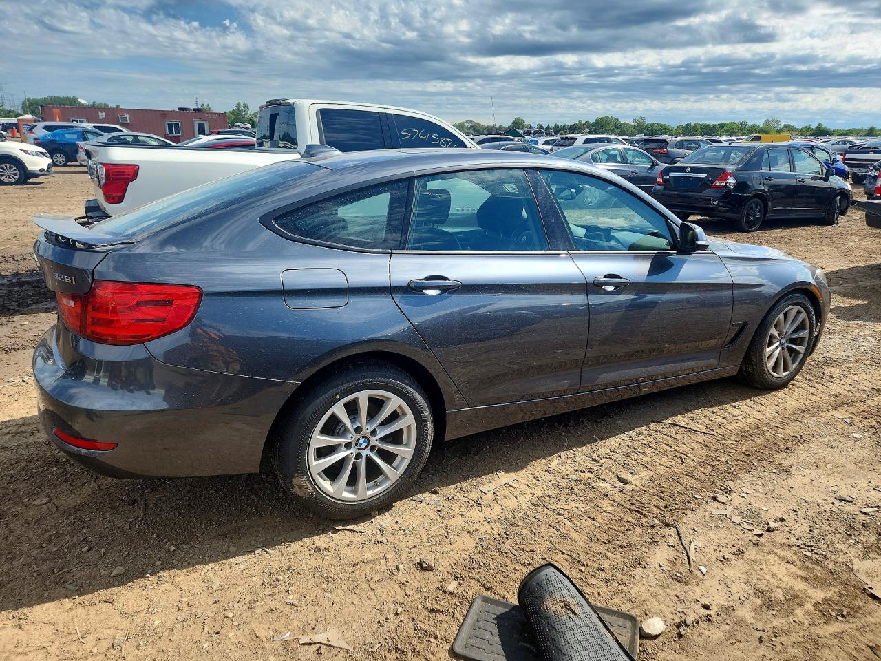2015 BMW 328 XIGT — снимка 3