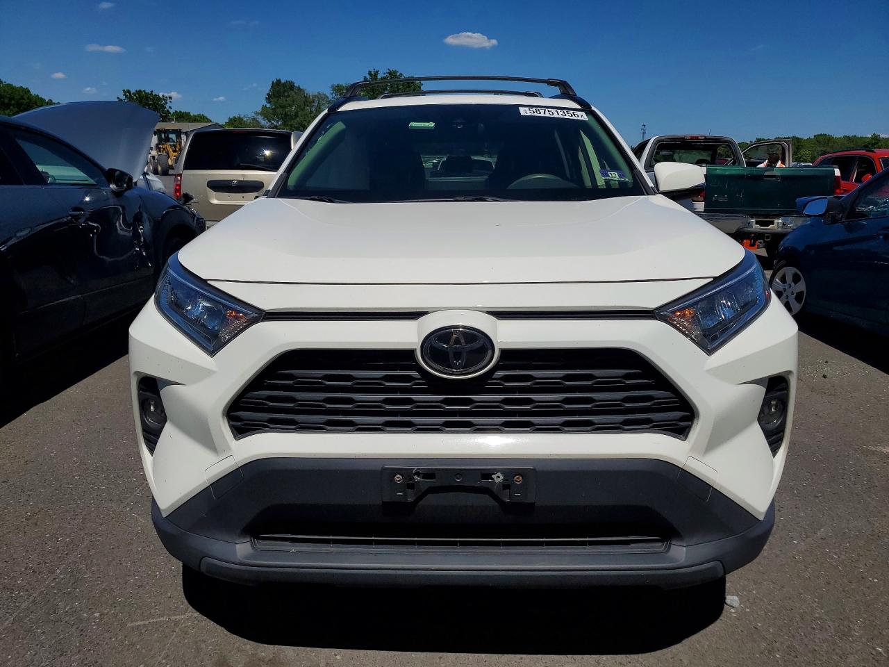 2020 TOYOTA RAV4 XLE — снимка 5