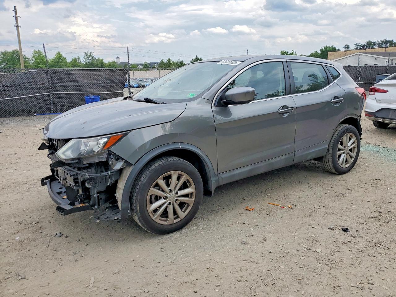 2017 NISSAN ROGUE SPORT S
