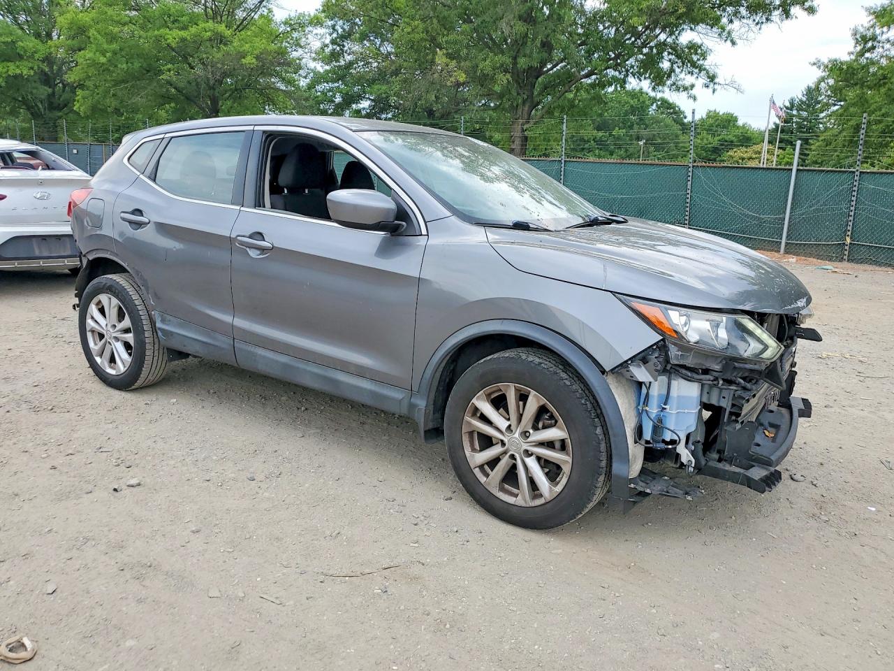 2017 NISSAN ROGUE SPORT S — снимка 4