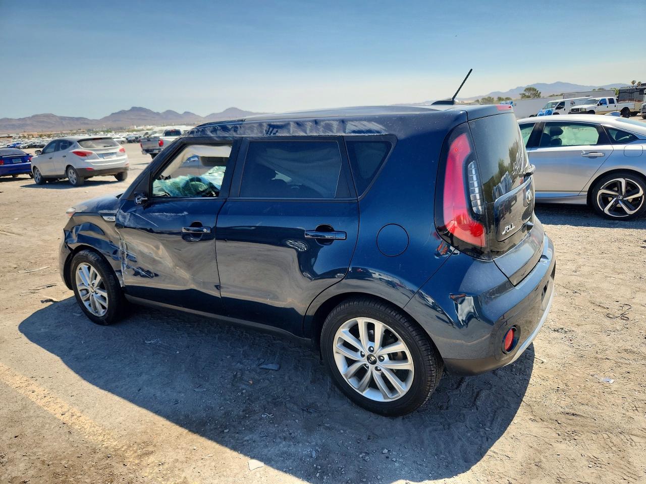 2018 KIA SOUL + — снимка 2