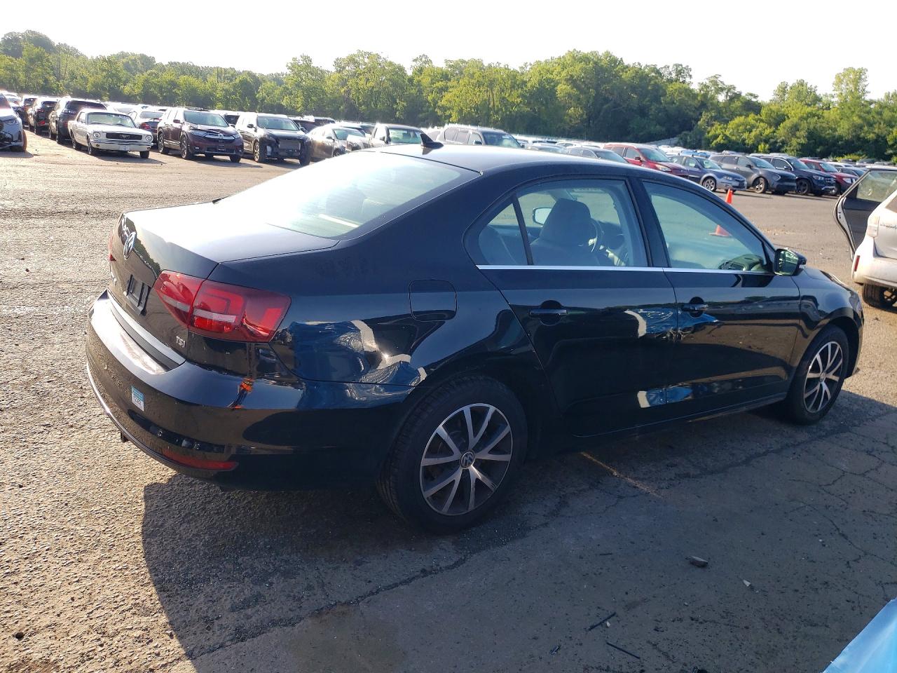 2017 VOLKSWAGEN JETTA SE — снимка 3