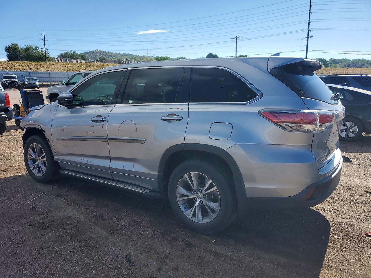 2015 TOYOTA HIGHLANDER LE PLUS — снимка 2