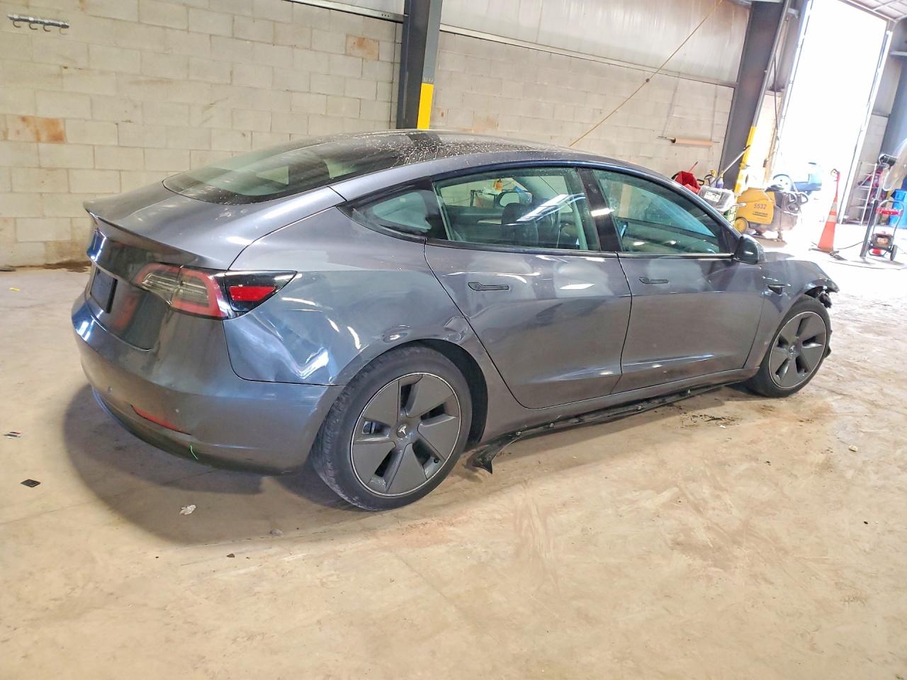2022 TESLA MODEL 3 — снимка 3