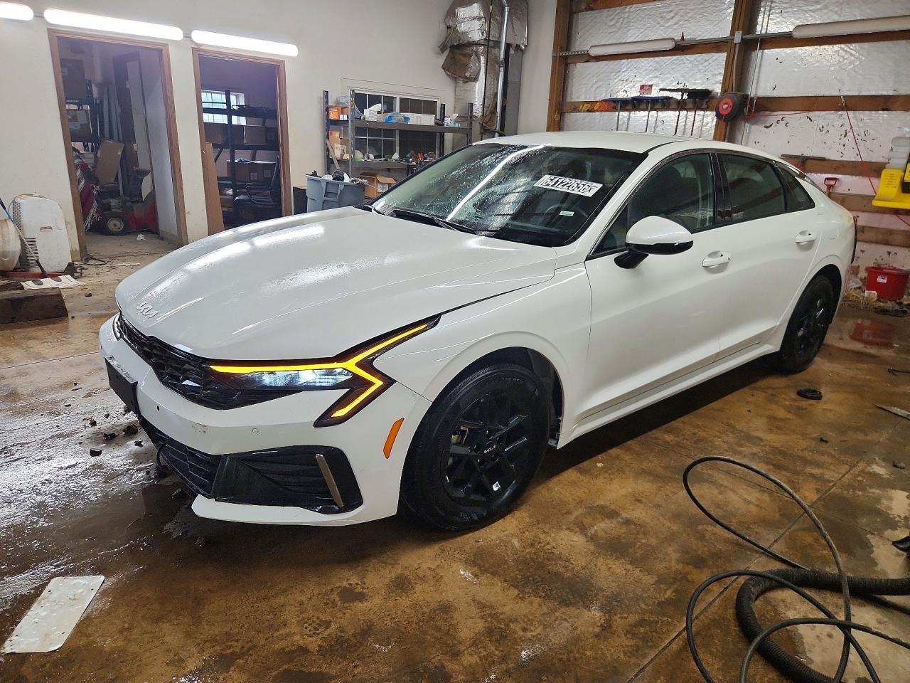 2026 KIA K5 LXS