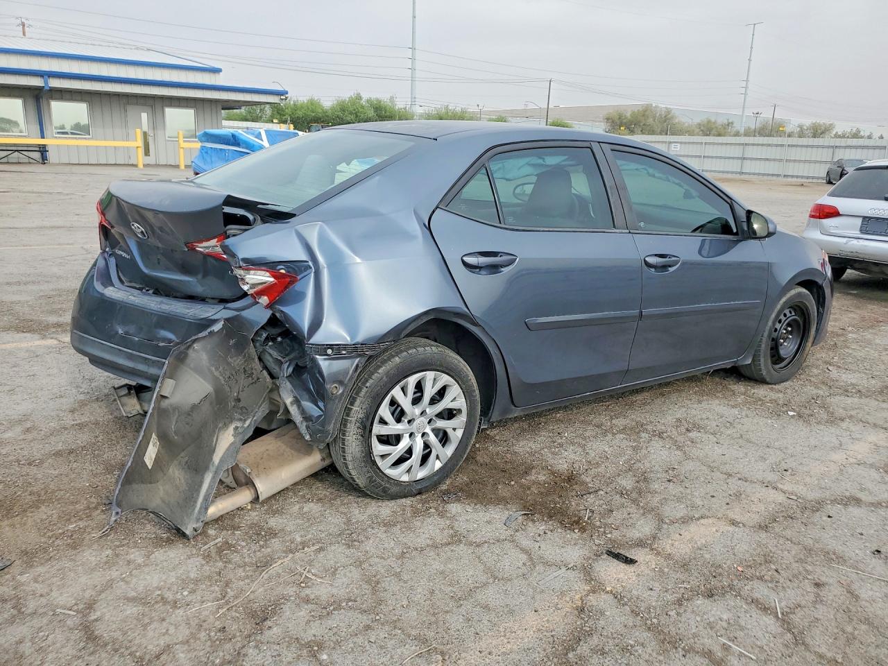 2017 TOYOTA COROLLA LE — снимка 3