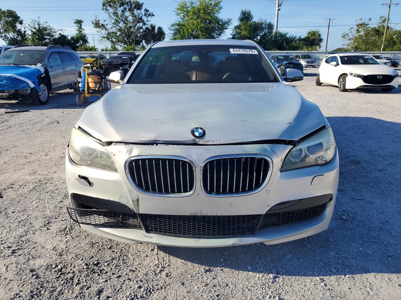 2013 BMW 740 I — снимка 5