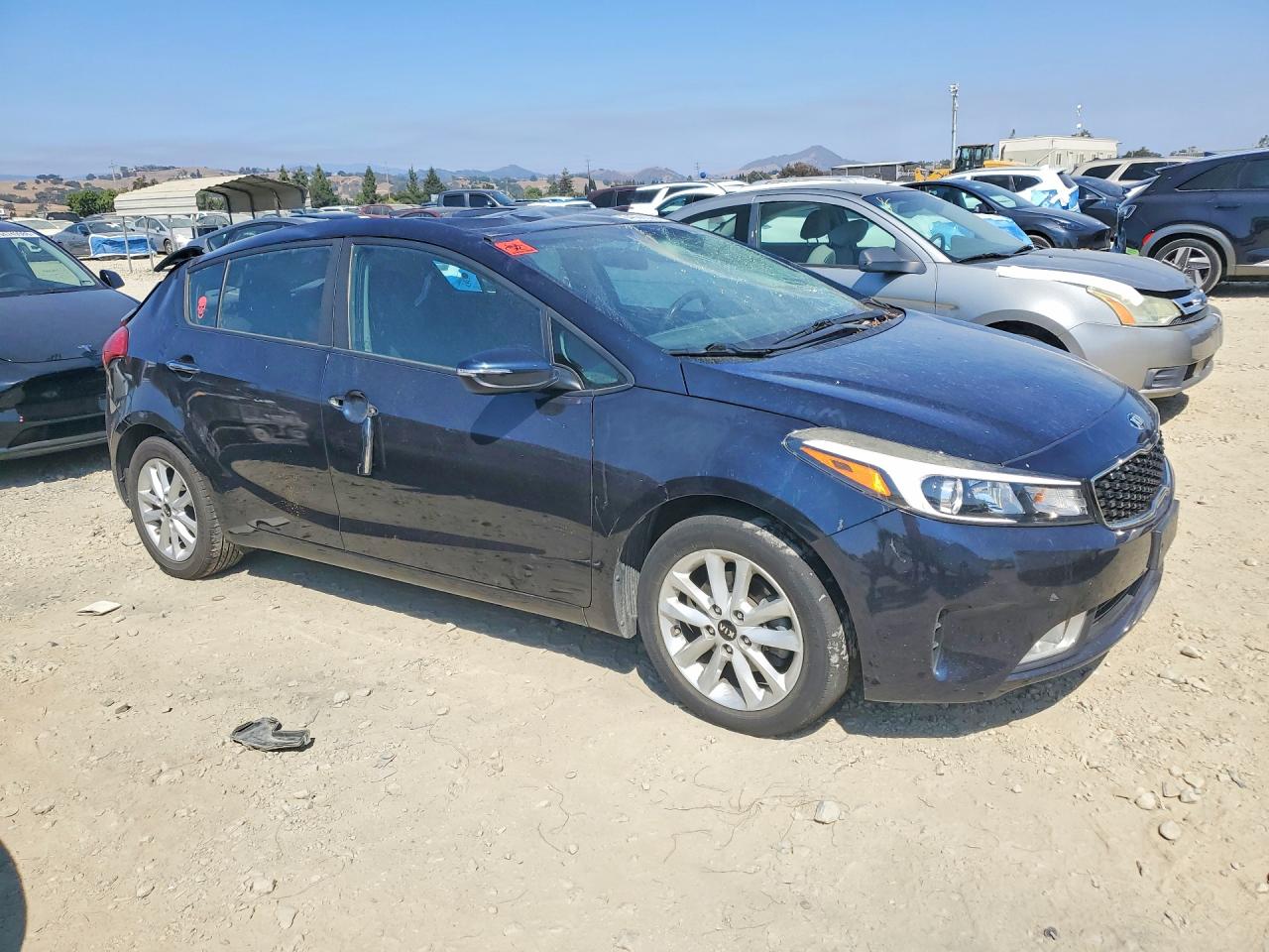 2017 KIA FORTE5 LX — снимка 4