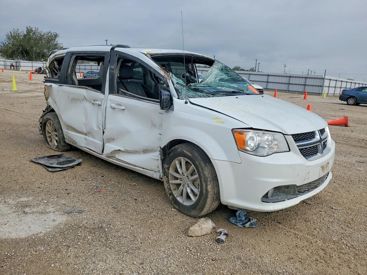 2019 DODGE GRAND CARAVAN SXT — снимка 4