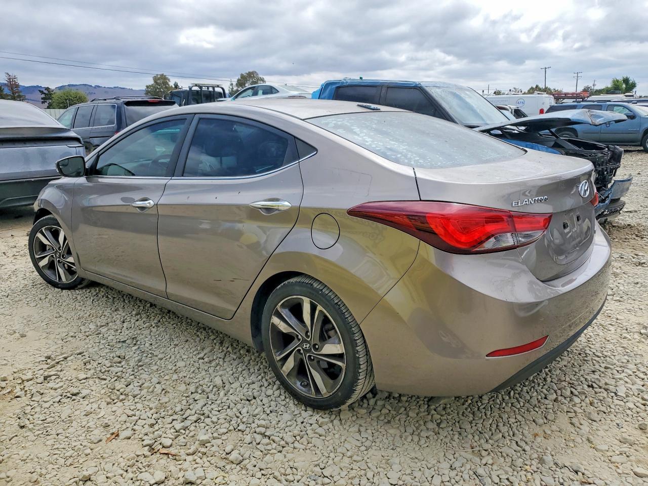 2015 HYUNDAI ELANTRA LIMITED — снимка 2