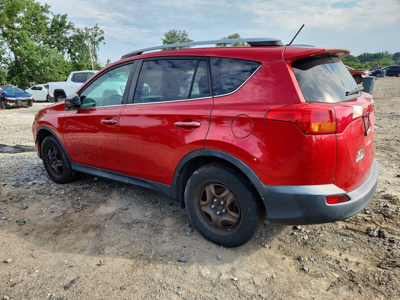 2015 TOYOTA RAV4 LE — снимка 2