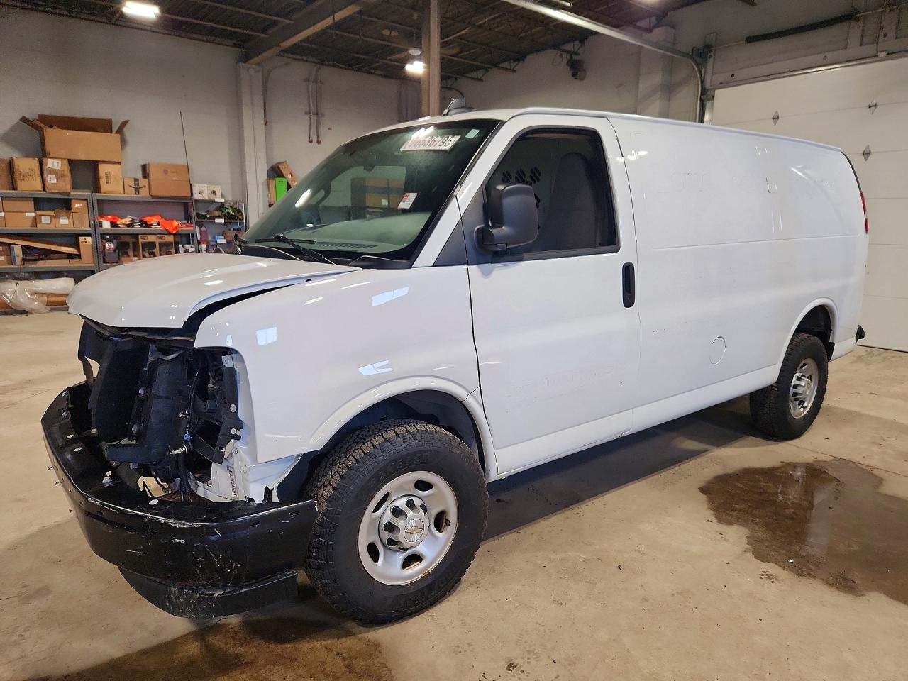 2023 CHEVROLET EXPRESS G2500 4LT