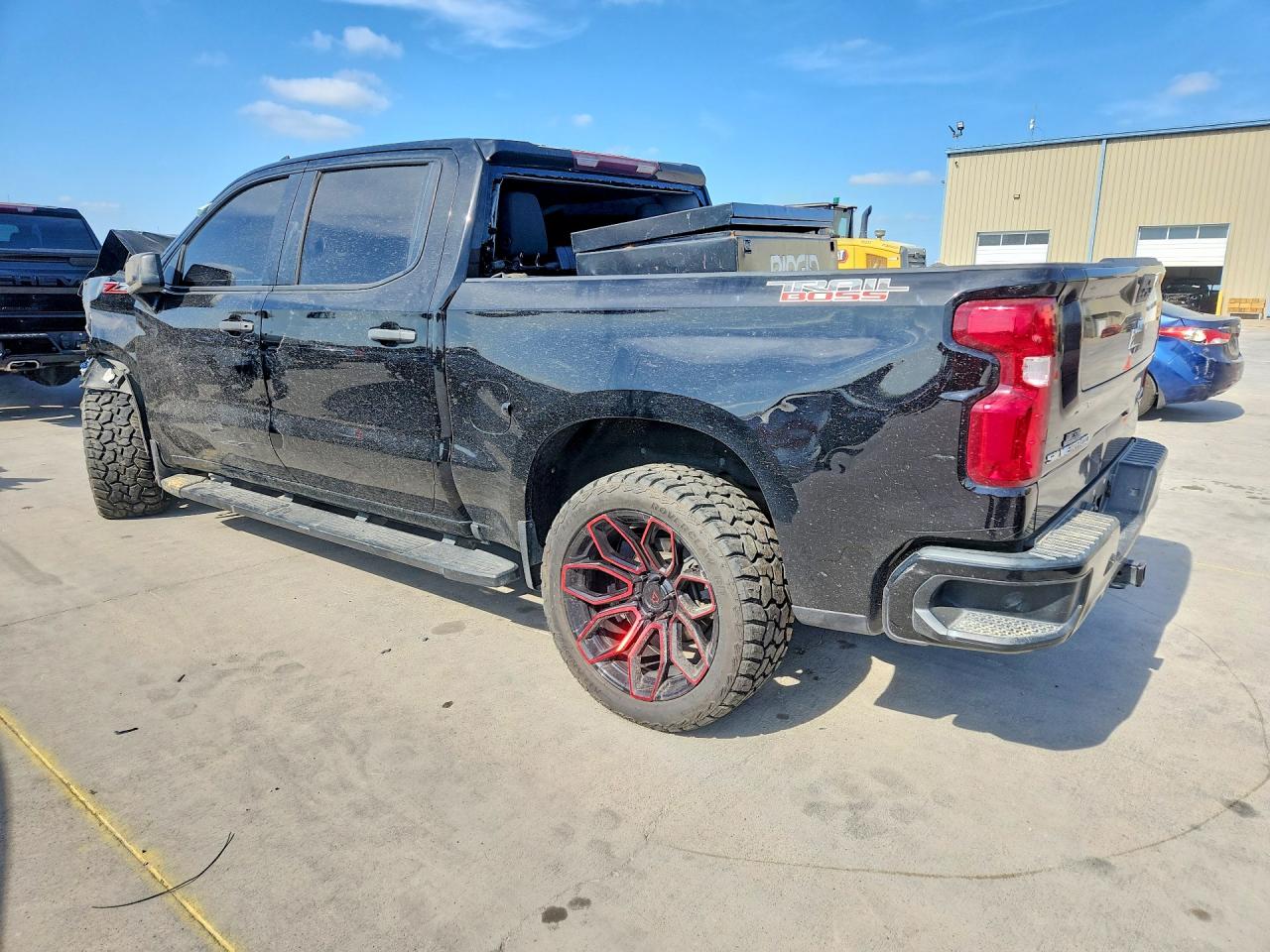 2021 CHEVROLET SILVERADO K1500 TRAIL BOSS CUSTOM — снимка 2
