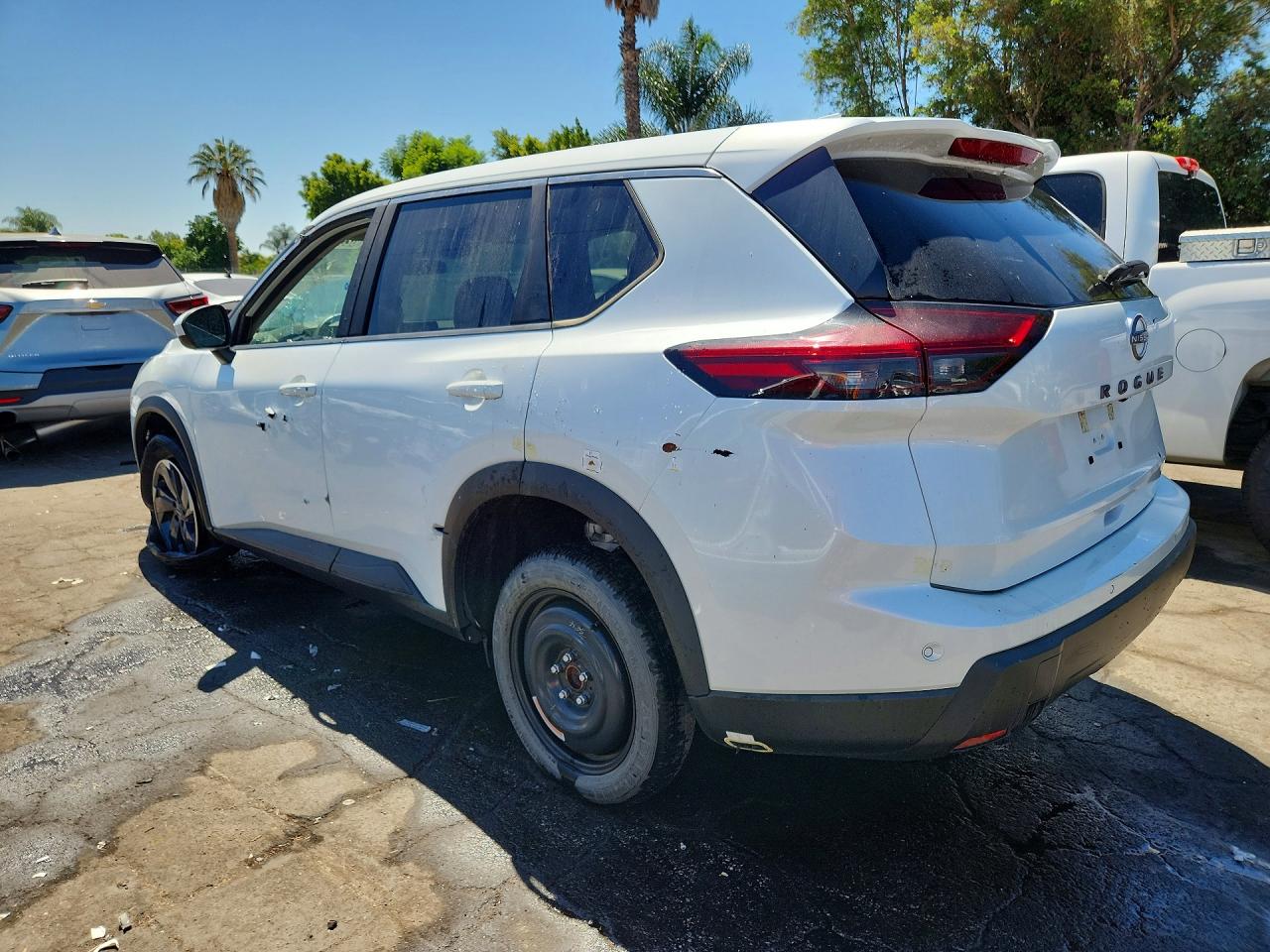 2025 NISSAN ROGUE SV — снимка 2