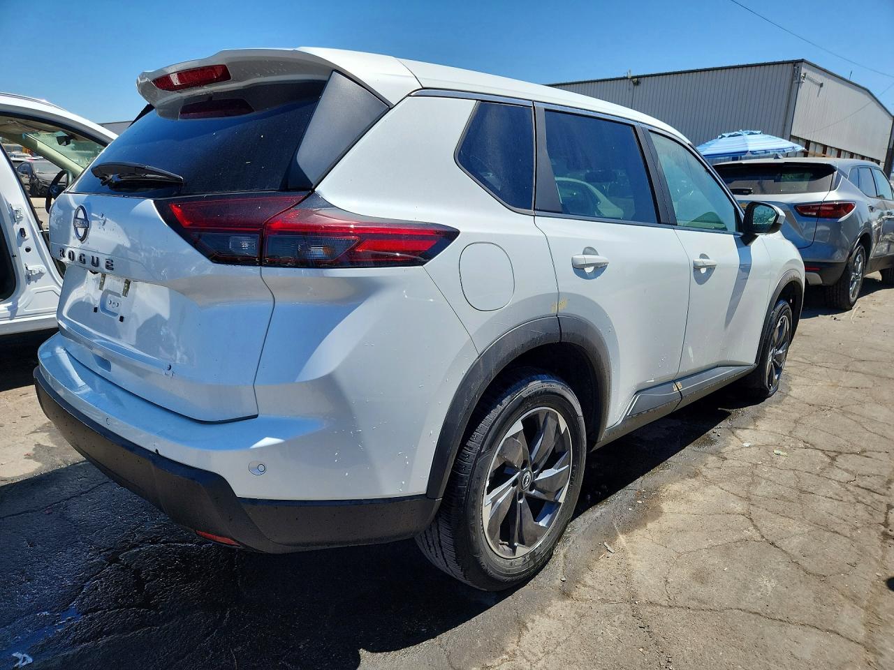 2025 NISSAN ROGUE SV — снимка 3