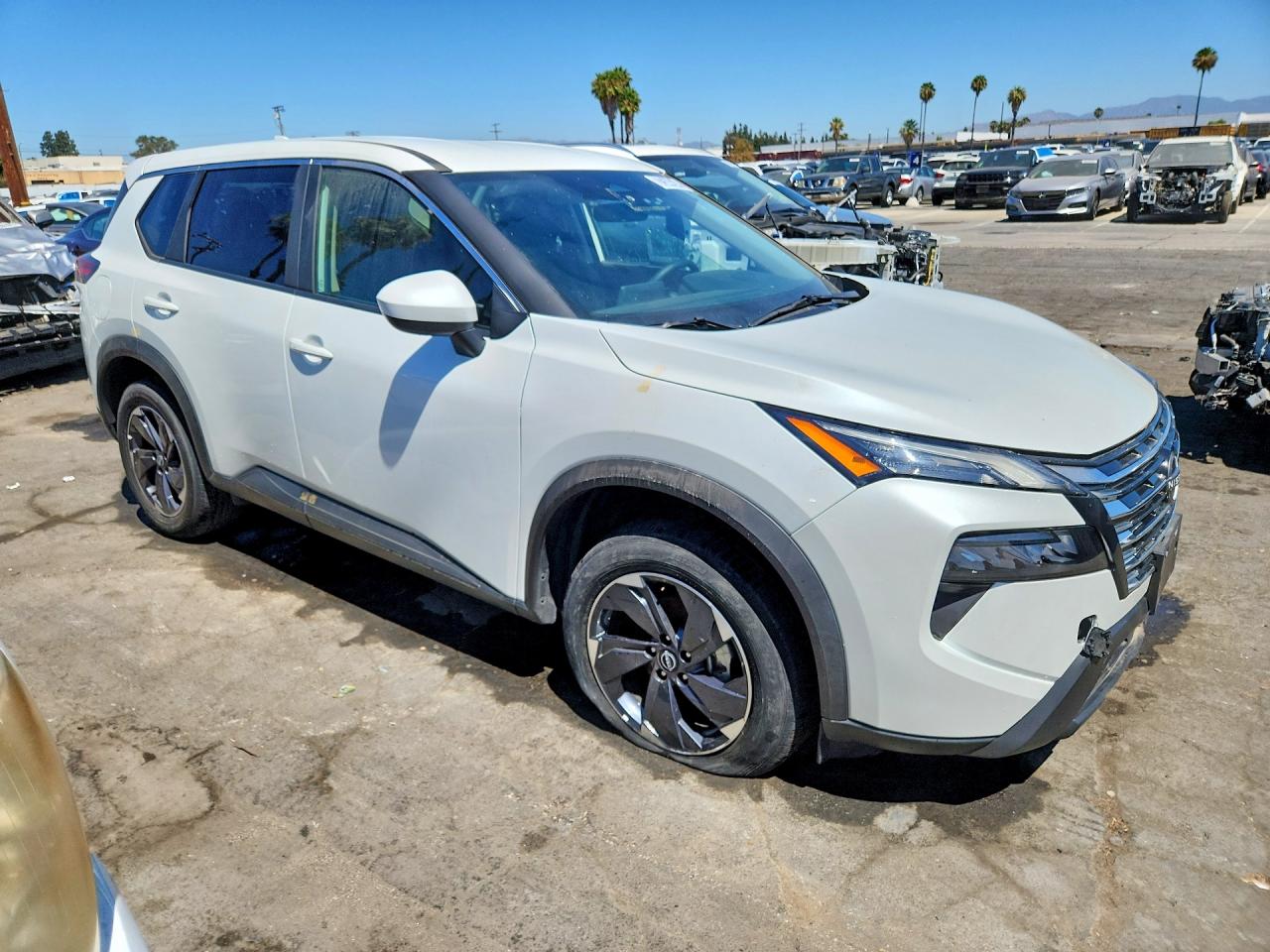 2025 NISSAN ROGUE SV — снимка 4