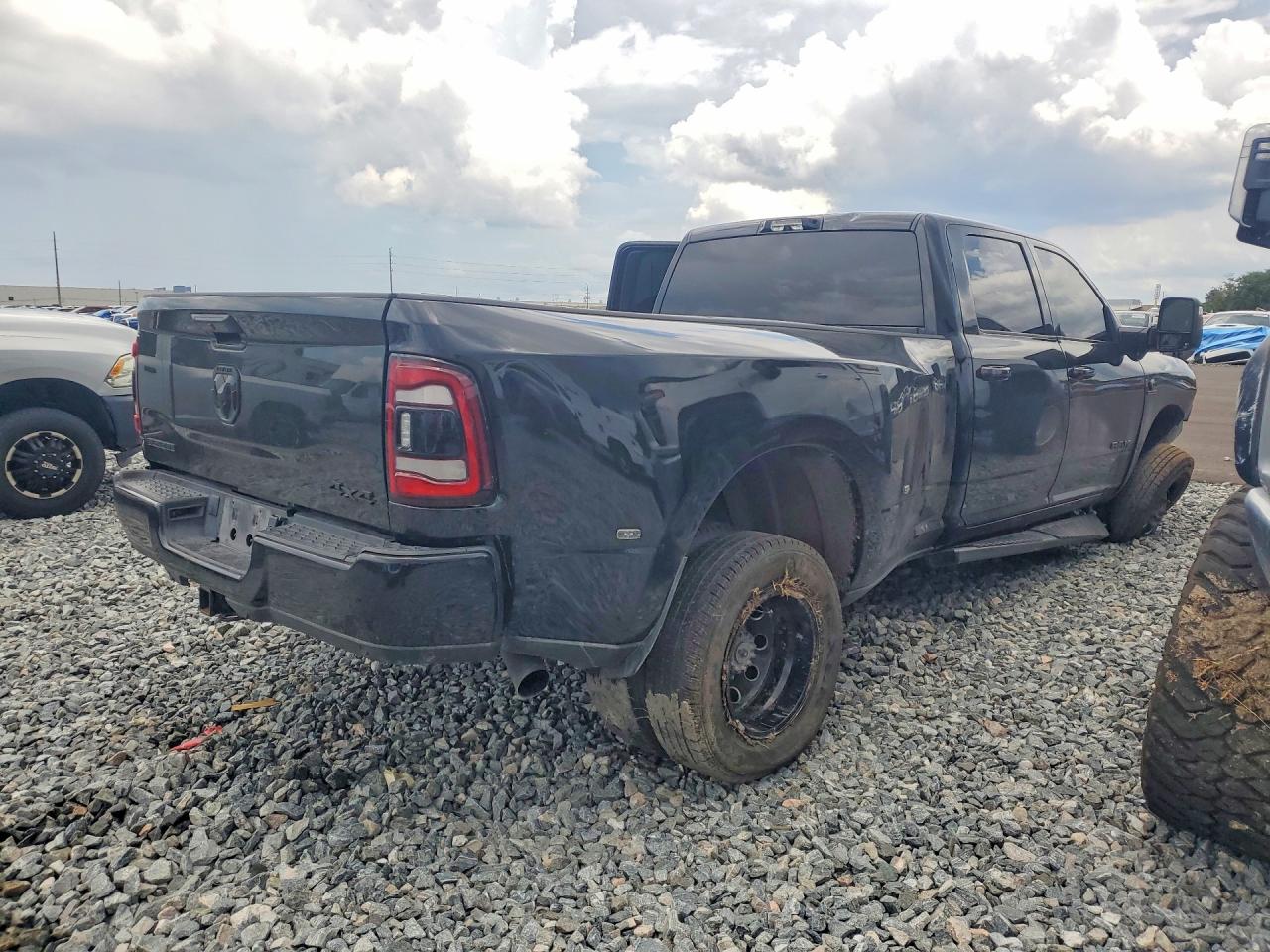 2024 RAM 3500 BIG HORN — снимка 3