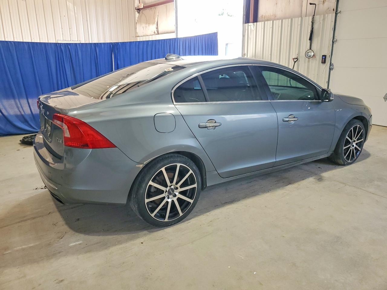 2016 VOLVO S60 PLATINUM — снимка 3