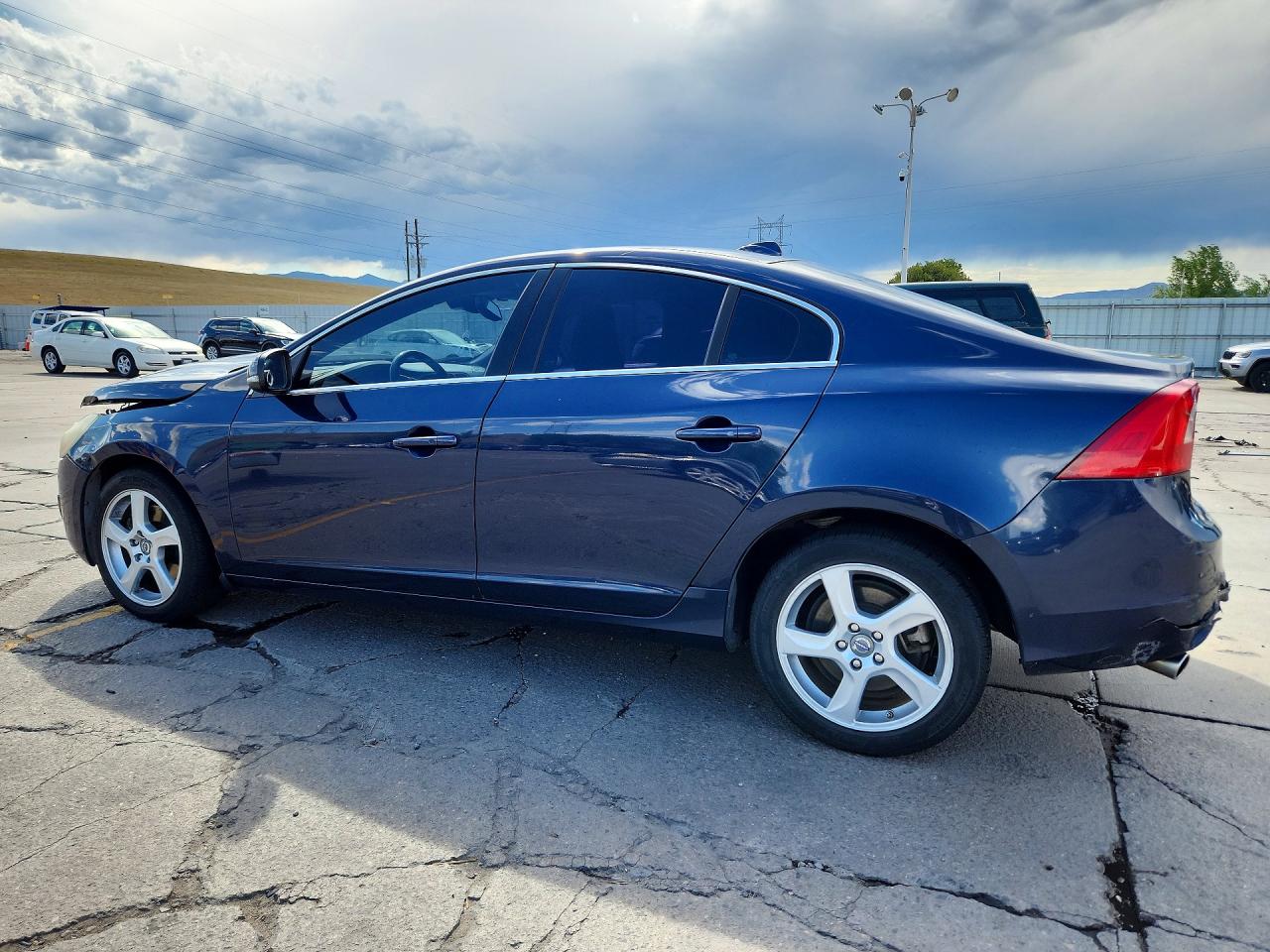 2013 VOLVO S60 T5 — снимка 2