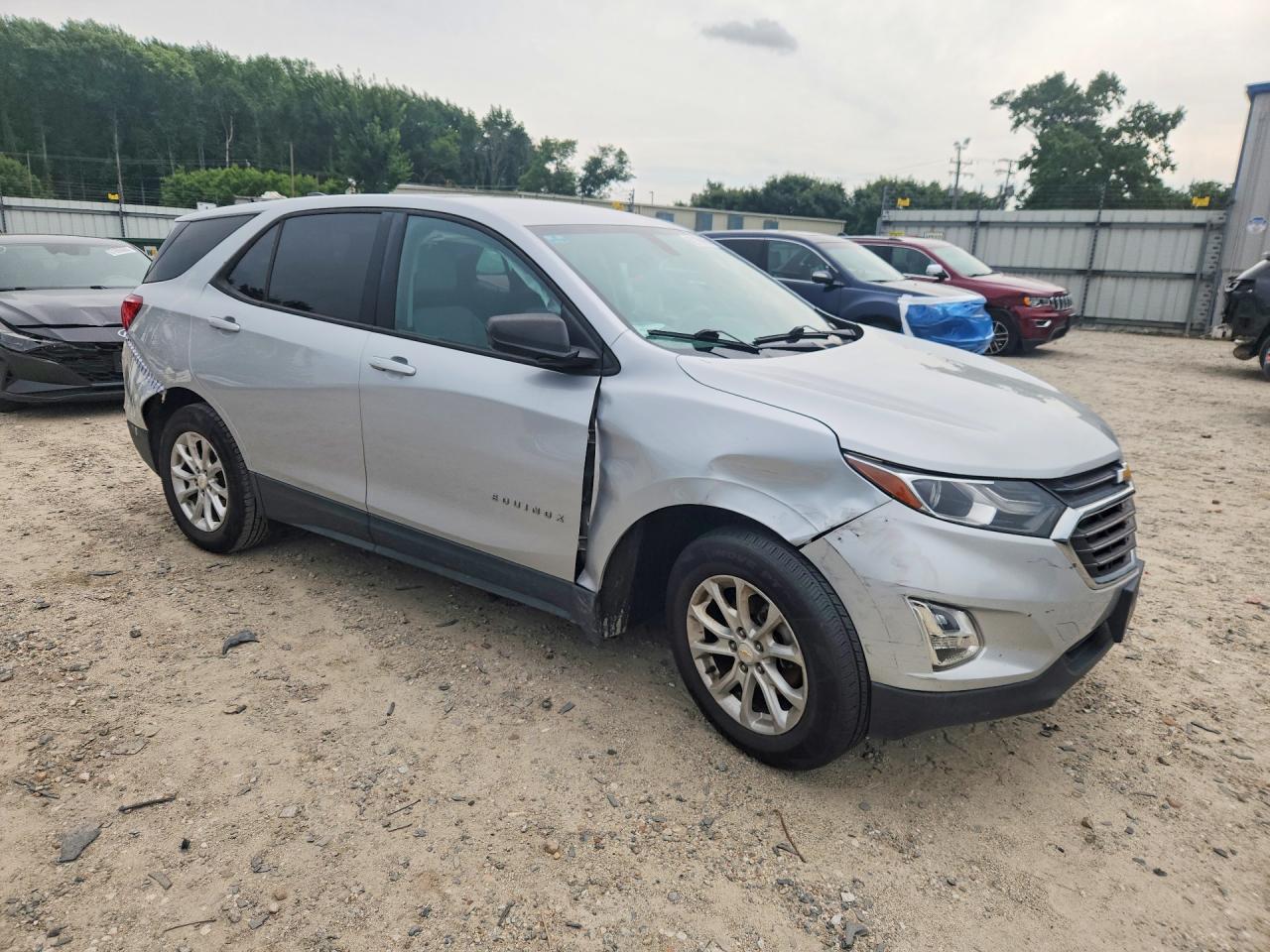 2018 CHEVROLET EQUINOX LS — снимка 4