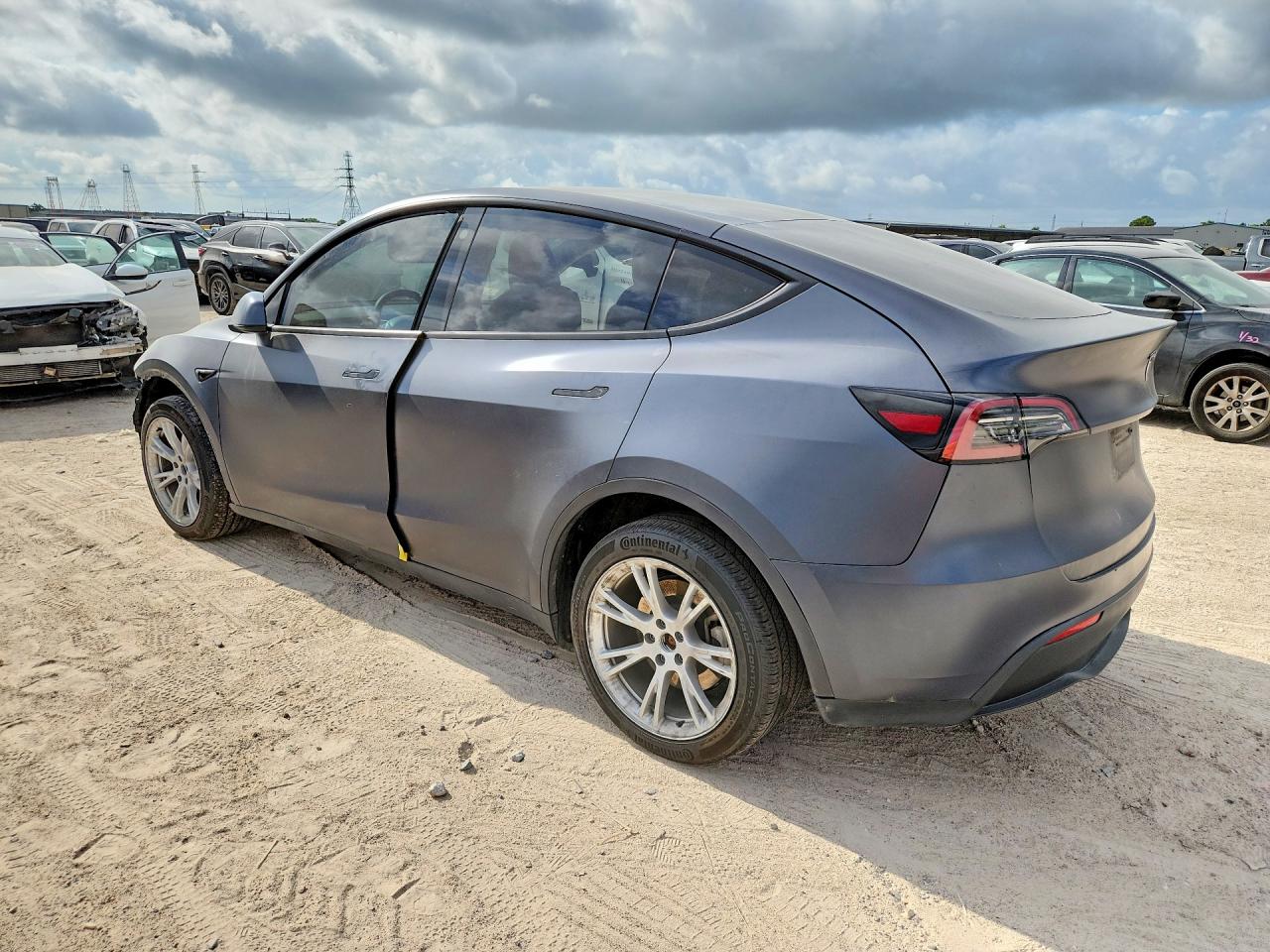 2023 TESLA MODEL Y — снимка 2