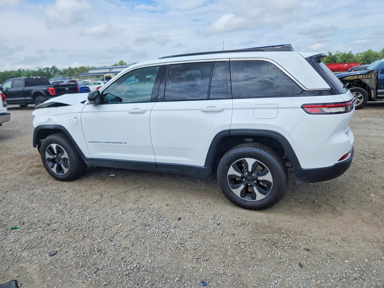 2024 JEEP GRAND CHEROKEE LIMITED 4XE — снимка 2