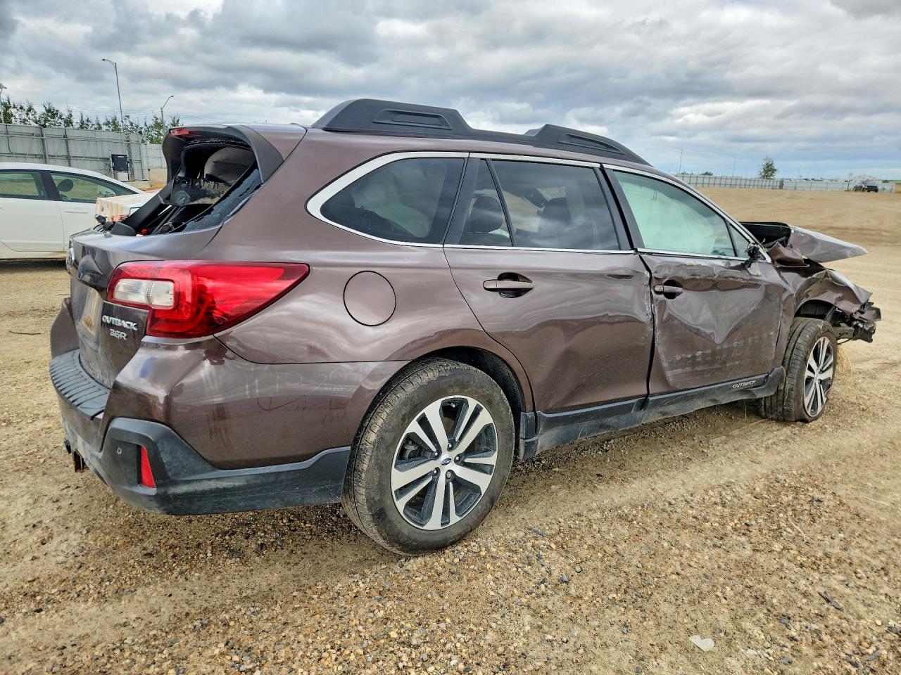 2019 SUBARU OUTBACK 3.6R LIMITED — снимка 3