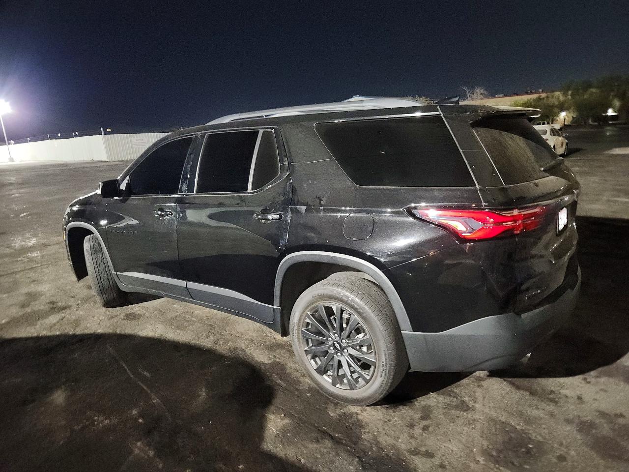 2023 CHEVROLET TRAVERSE RS — снимка 2