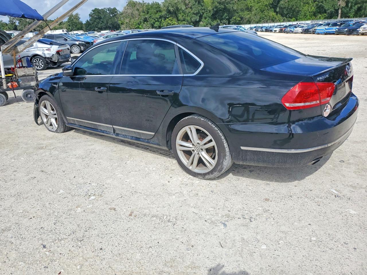 2015 VOLKSWAGEN PASSAT SE — снимка 2