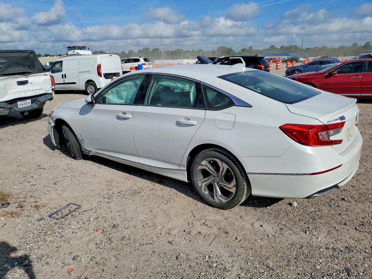 2020 HONDA ACCORD EX — снимка 2