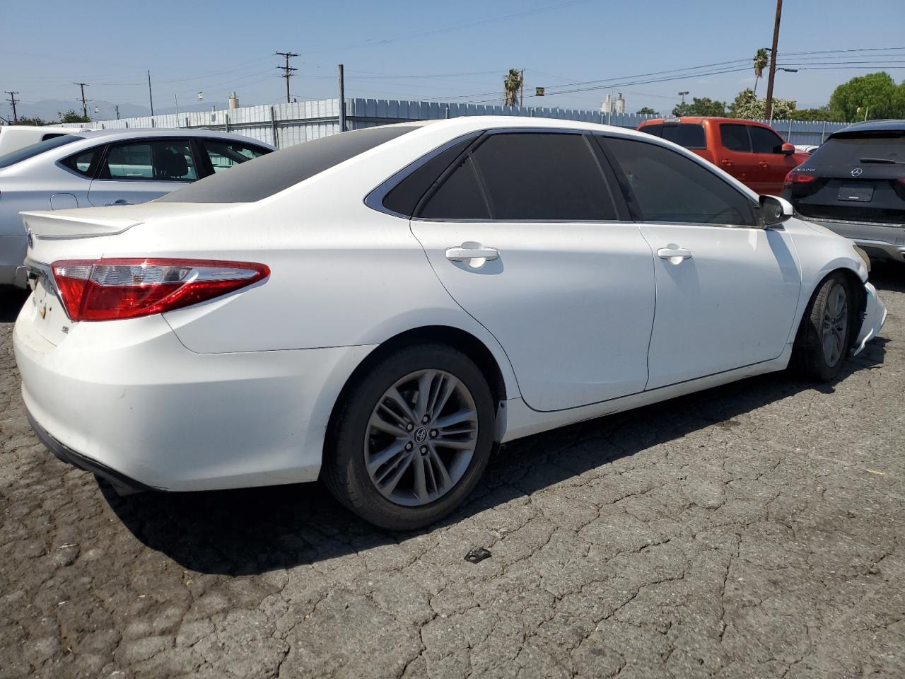 2016 TOYOTA CAMRY LE — снимка 3