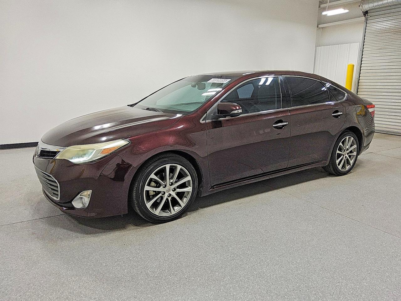 2015 TOYOTA AVALON LIMITED