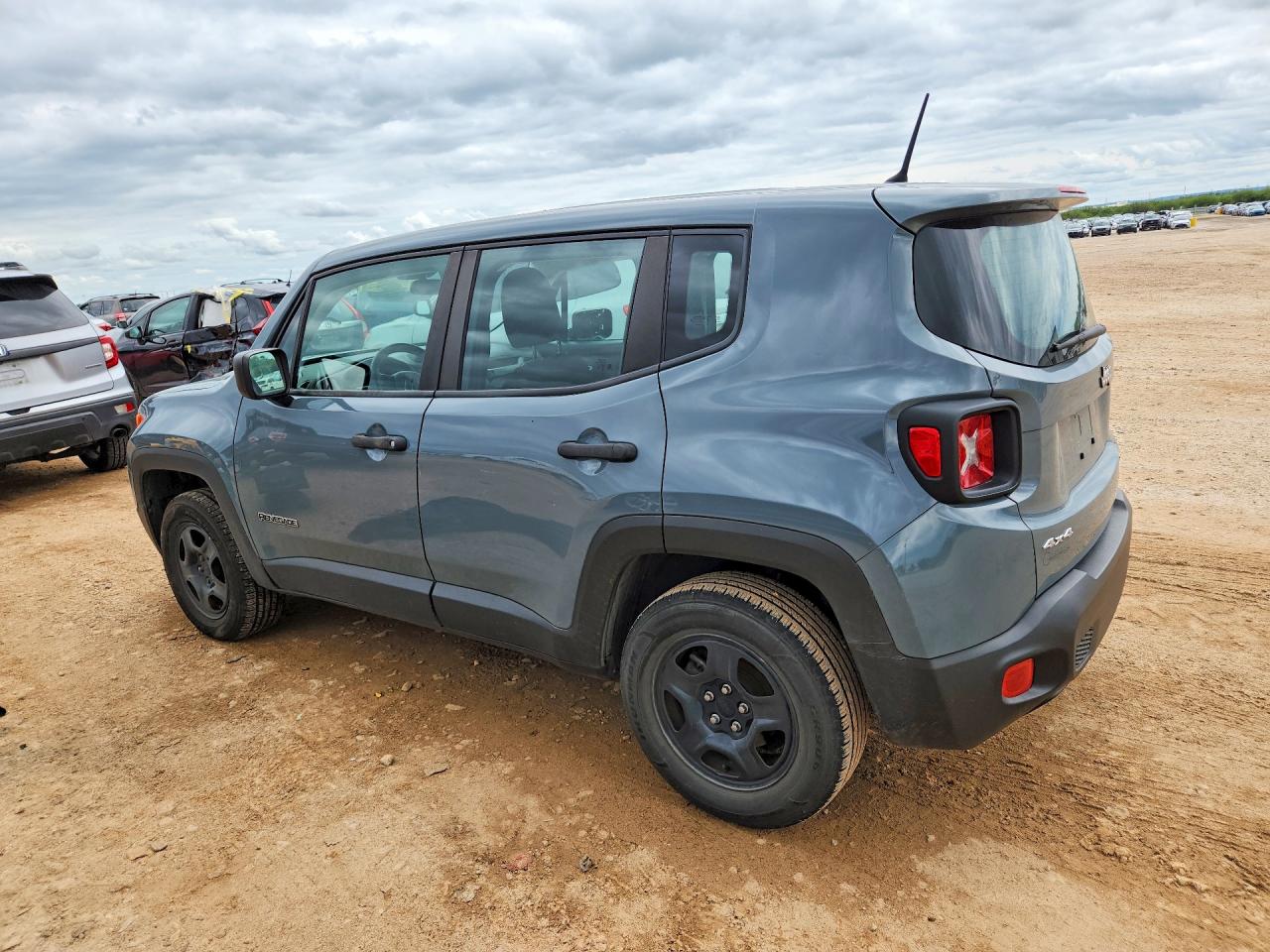 2017 JEEP RENEGADE SPORT — снимка 2