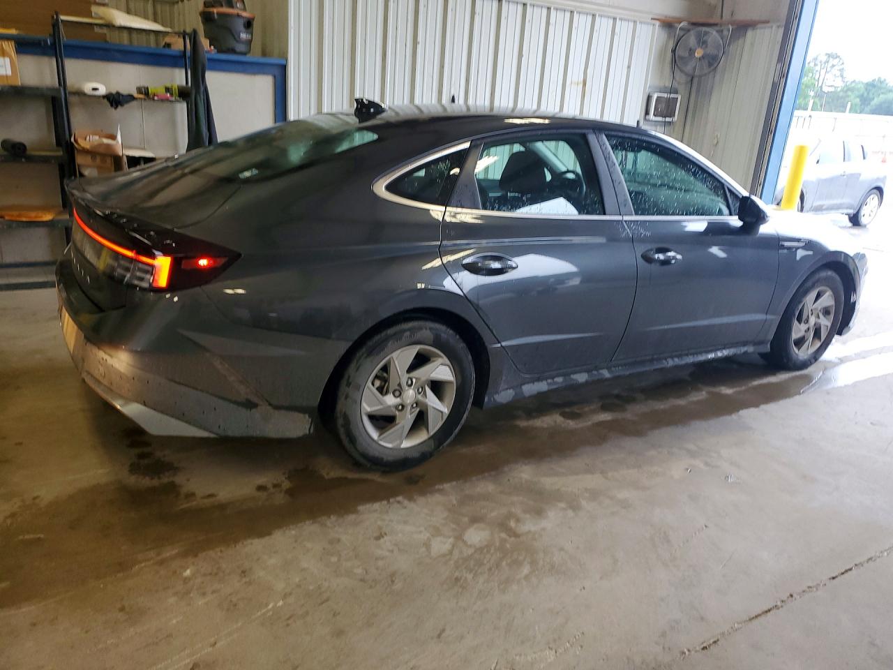 2025 HYUNDAI SONATA SE — снимка 3